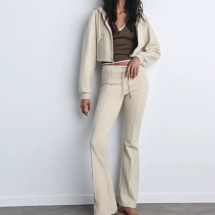 TRENDY SPRING WEAR